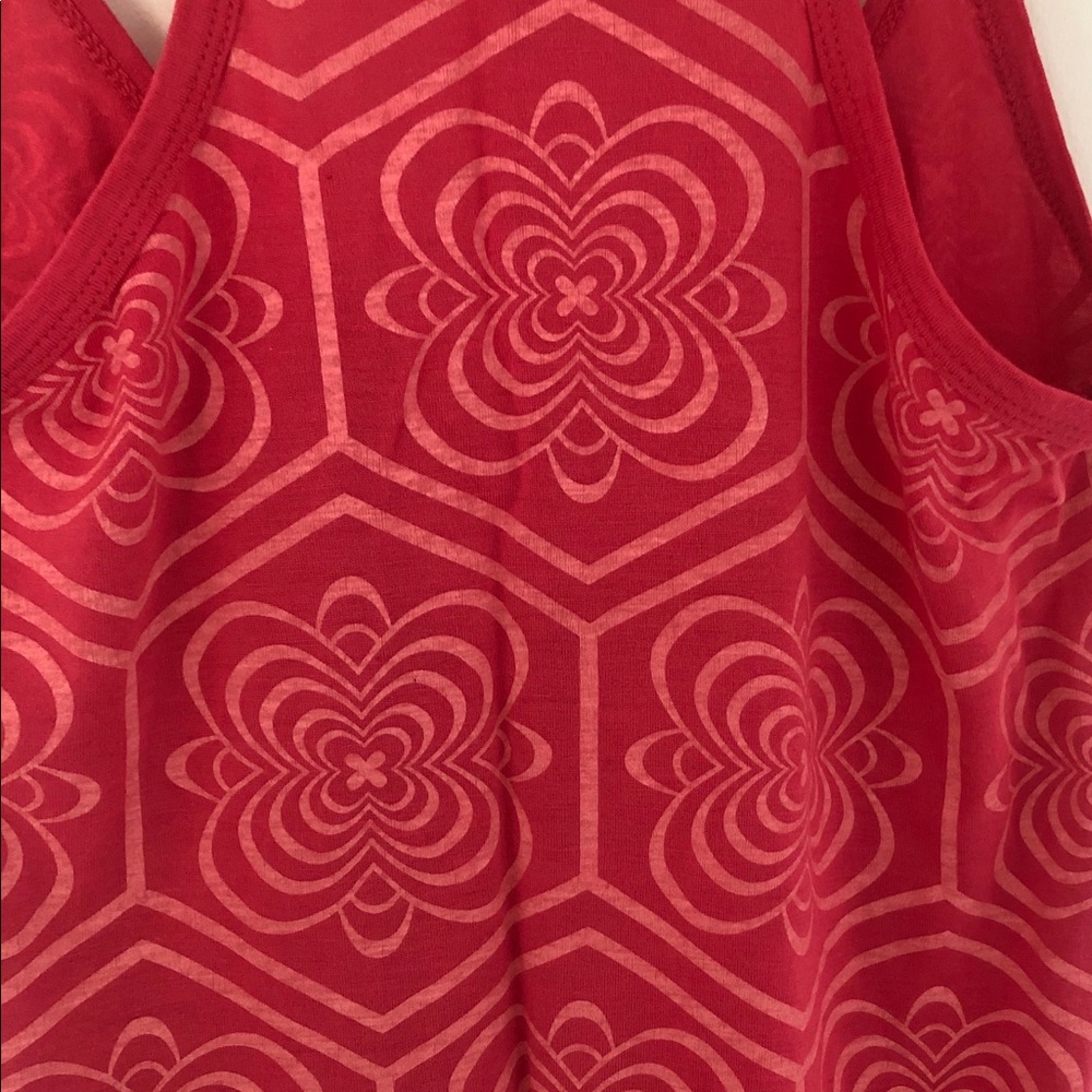 Garage Patterned Racer Back Tank - Picture 3 of 4